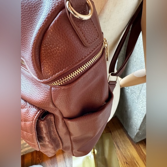 NWT Luli Bebe Petit Monaco Diaper Backpack – Caramel Brown Vegan Leather - Picture 5 of 8